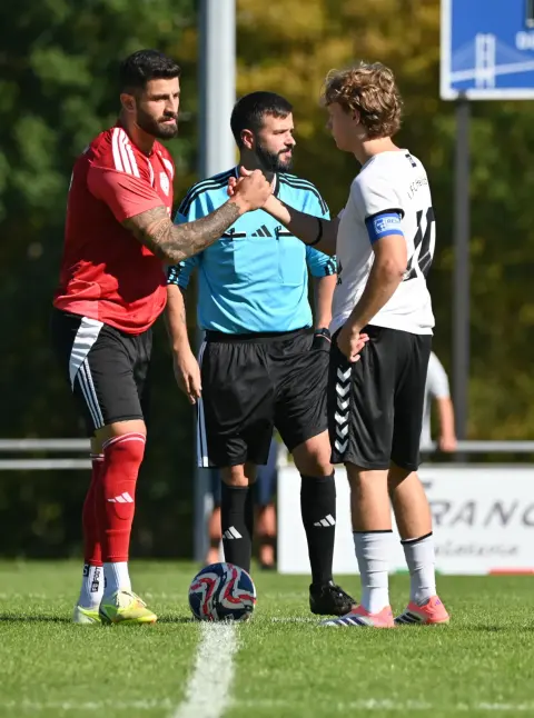 1. FC Heilsbronn – SV Eyüp Sultan Nbg., Foto 1